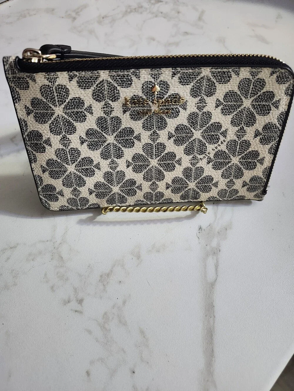 Kate Spade Lucy Spade Flower Small